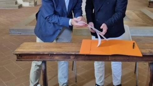 A sinistra, Stefano Casciu della Direzione regionale dei Musei nazionali della Toscana, a destra, il sindaco di Castelfranco Piandiscò Michele Rossi A sinistra, Stefano Casciu della Direzione regionale dei Musei nazionali della Toscana, a destra, il sindaco di Castelfranco Piandiscò Michele Rossi