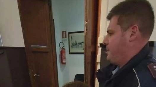 Dopo l’allontanamento del consigliere Franchi non si placano le polemiche. Dopo l’allontanamento del consigliere Franchi non si placano le polemiche.