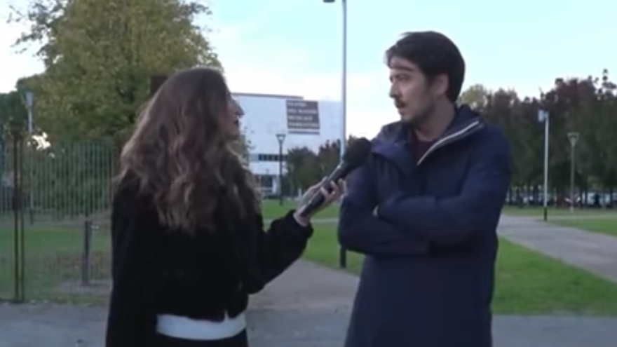L’inviata di Striscia la notizia Chiara Squaglia con l'assessore alla Sicurezza Andrea Giorgio