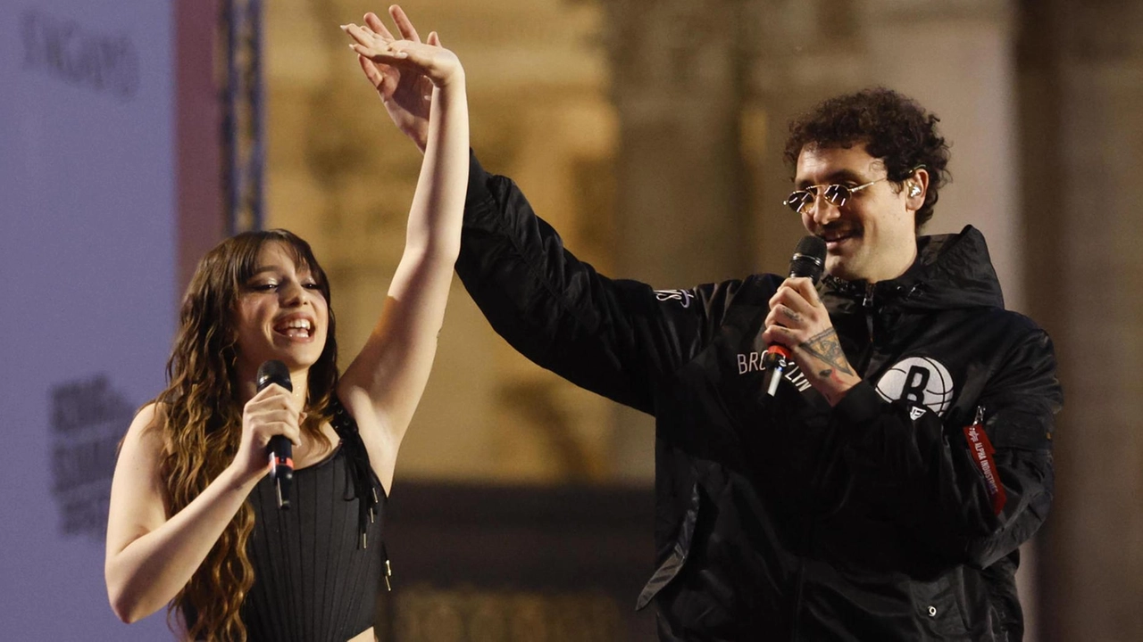 Dal palco del Concertone del Primo Maggio a Roma a quello della Mura di Lucca. Il rapper romano Carl Brave... Dal palco del Concertone del Primo Maggio a Roma a quello della Mura di Lucca. Il rapper romano Carl Brave...