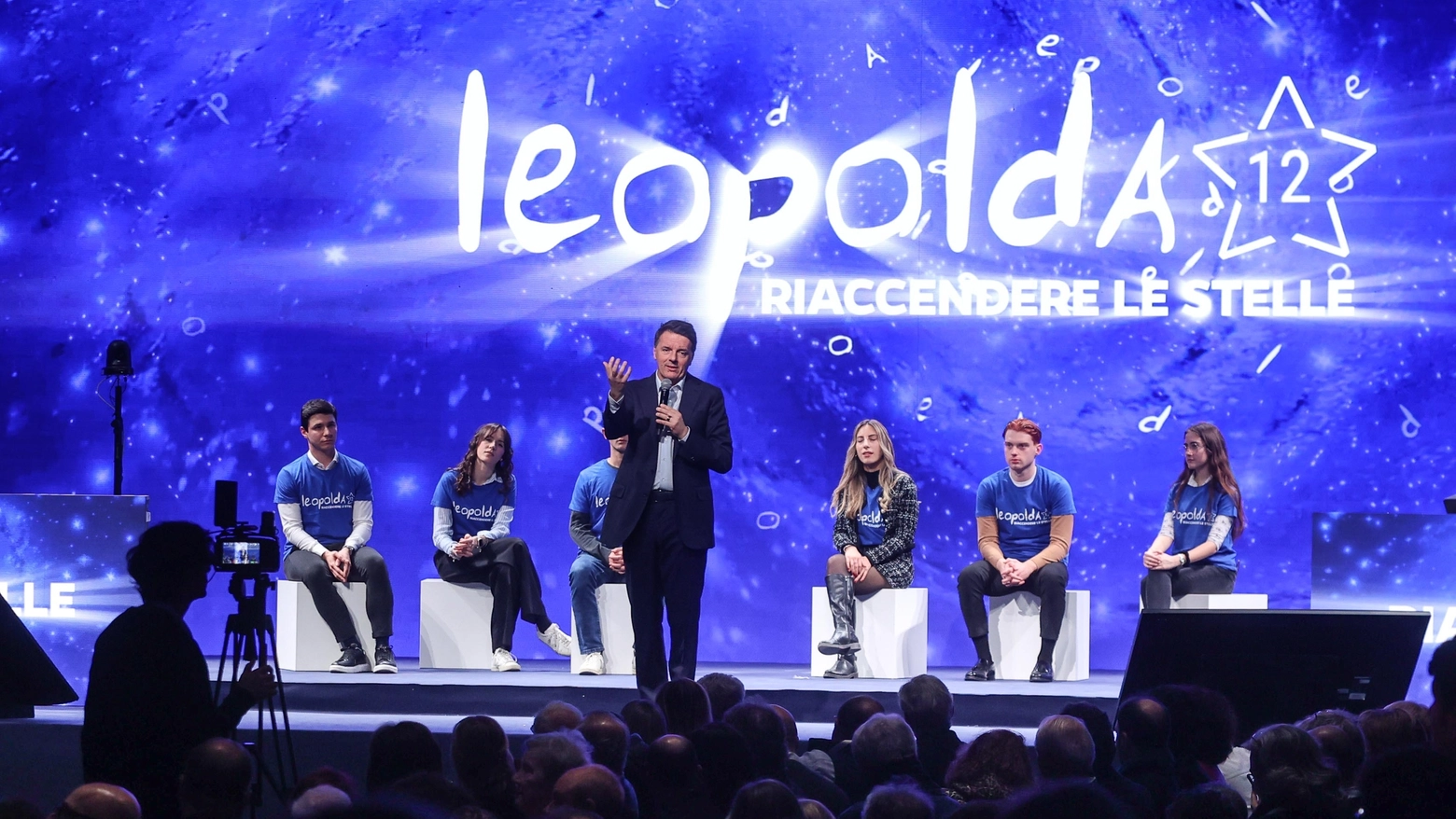 Matteo Renzi alla Leopolda (foto Giuseppe Cabras/New Press Photo)