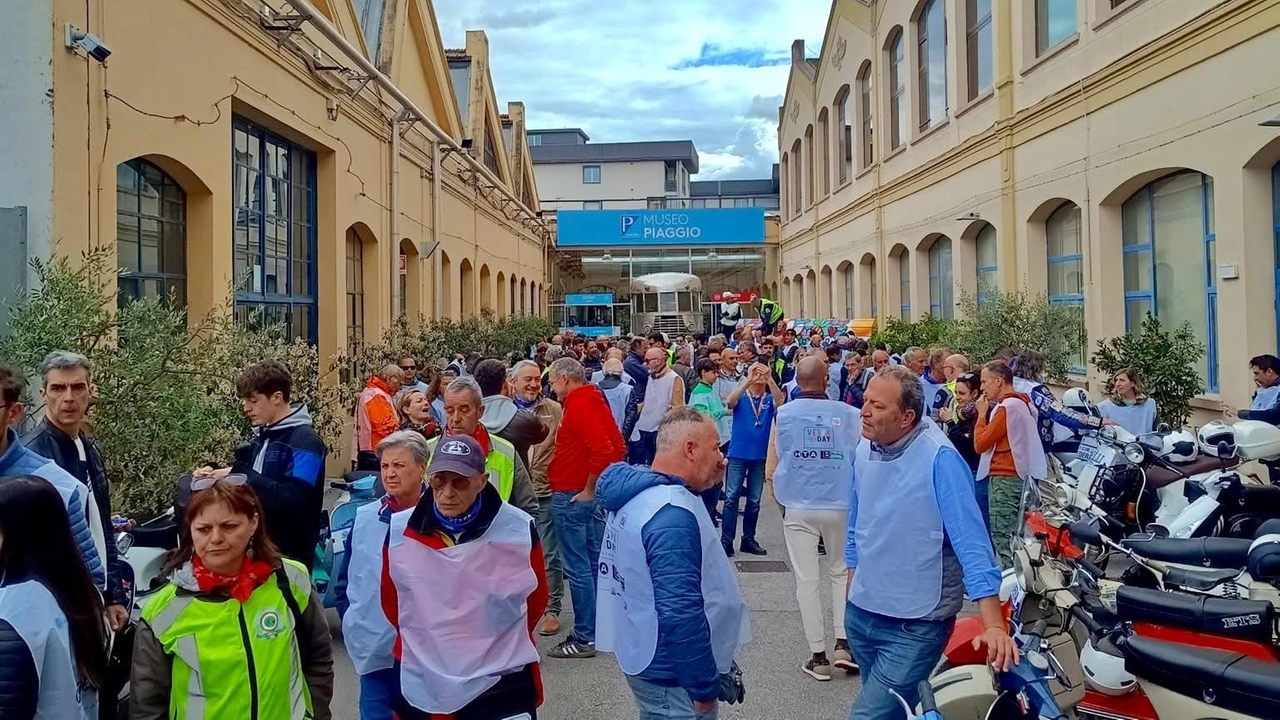 I vespisti in visita al Museo Piaggio