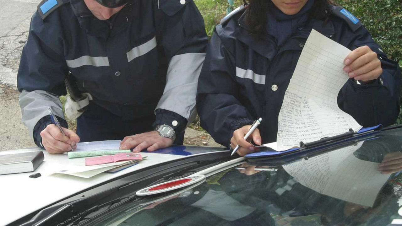 E' intervenuta la polizia municipale E' intervenuta la polizia municipale