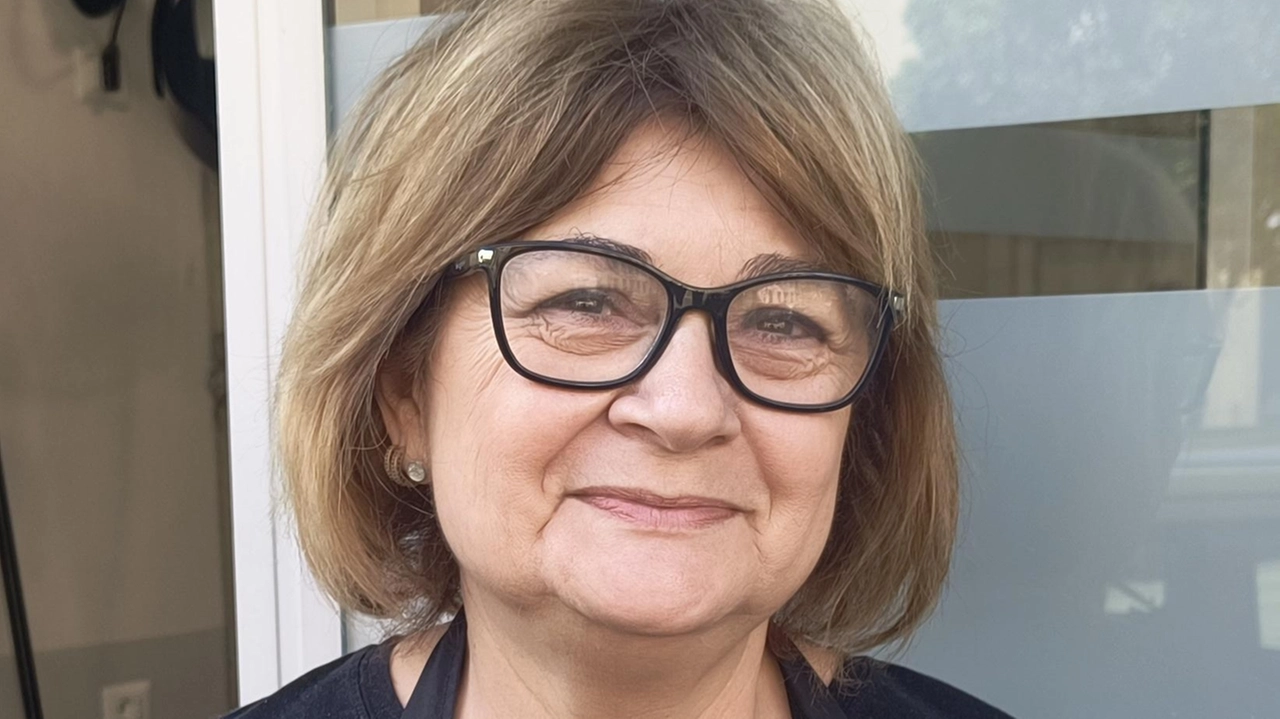 Marciapiedi troppo ampi e stalli ridotti: l’allarme dei negozianti "Il restyling della Ghiberti rischia di togliere spazio al commercio". Marciapiedi troppo ampi e stalli ridotti: l’allarme dei negozianti "Il restyling della Ghiberti rischia di togliere spazio al commercio".