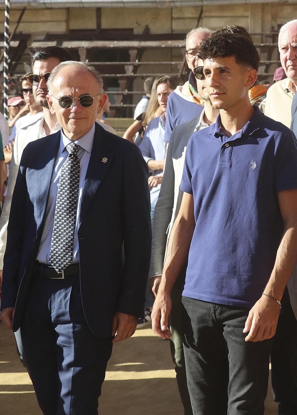 "Zenis è da farci il Palio. Abbiamo cavallo e fantino. La Piazza dirà il resto" "Zenis è da farci il Palio. Abbiamo cavallo e fantino. La Piazza dirà il resto"