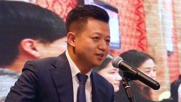 Luca Sheng Song, 40 anni, cresciuto a Prato e poi trasferitosi a Milano, ha fondato con il socio Marco Jin, «China Power» Nel 2024 ha fatto 50 milioni di ricavi Luca Sheng Song, 40 anni, cresciuto a Prato e poi trasferitosi a Milano, ha fondato con il socio Marco Jin, «China Power» Nel 2024 ha fatto 50 milioni di ricavi