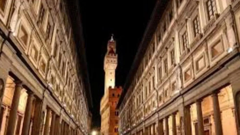 Uffizi di sera Uffizi di sera