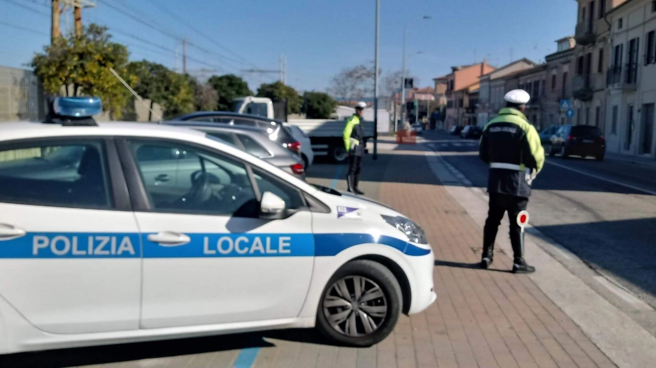 Agenti della polizia locale ringraziati dal sindaco