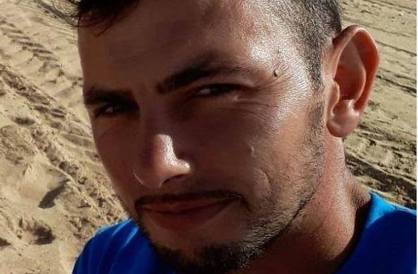 https://www.lanazione.it/image-service/view/acePublic/alias/contentid/NGU4YjMzYjMtNjMyMy00/0/olio-bollente-sul-killer-di-denisa-indagati-tre-agenti-penitenziari-non-impedirono-laggressione.jpeg