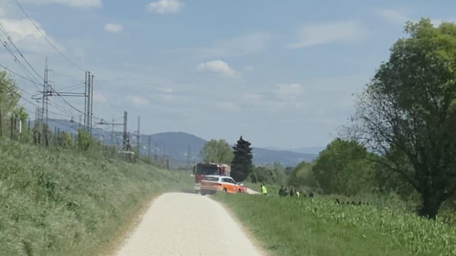 firenze donna tra i binari stop ai treni sulla linea per empoli
