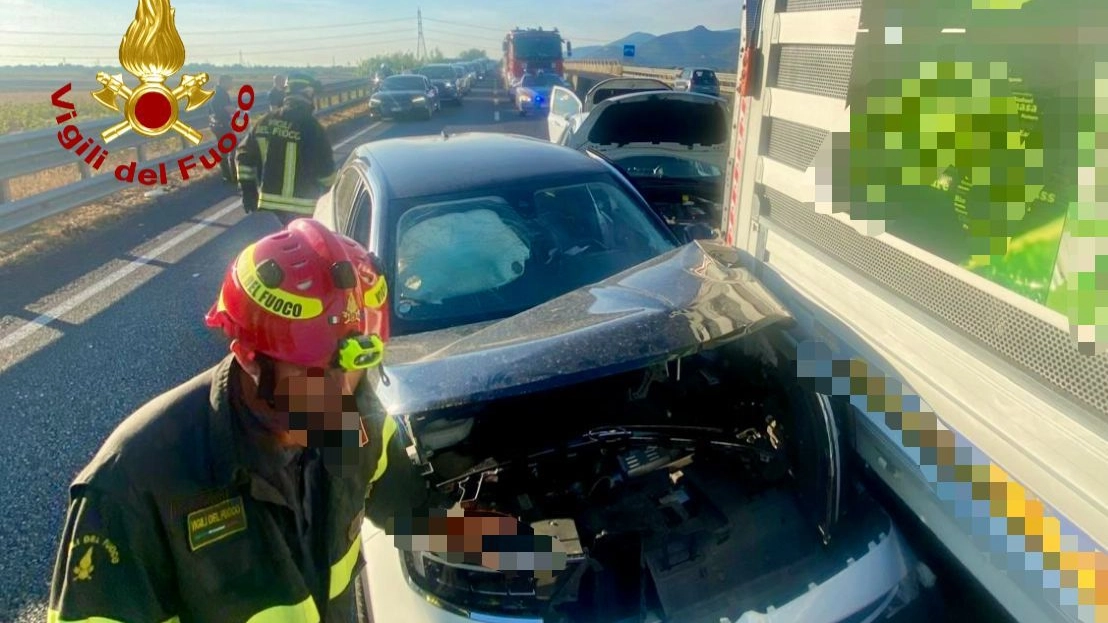 L'incidente in FiPiLi e l'intervento dei vigili del fuoco