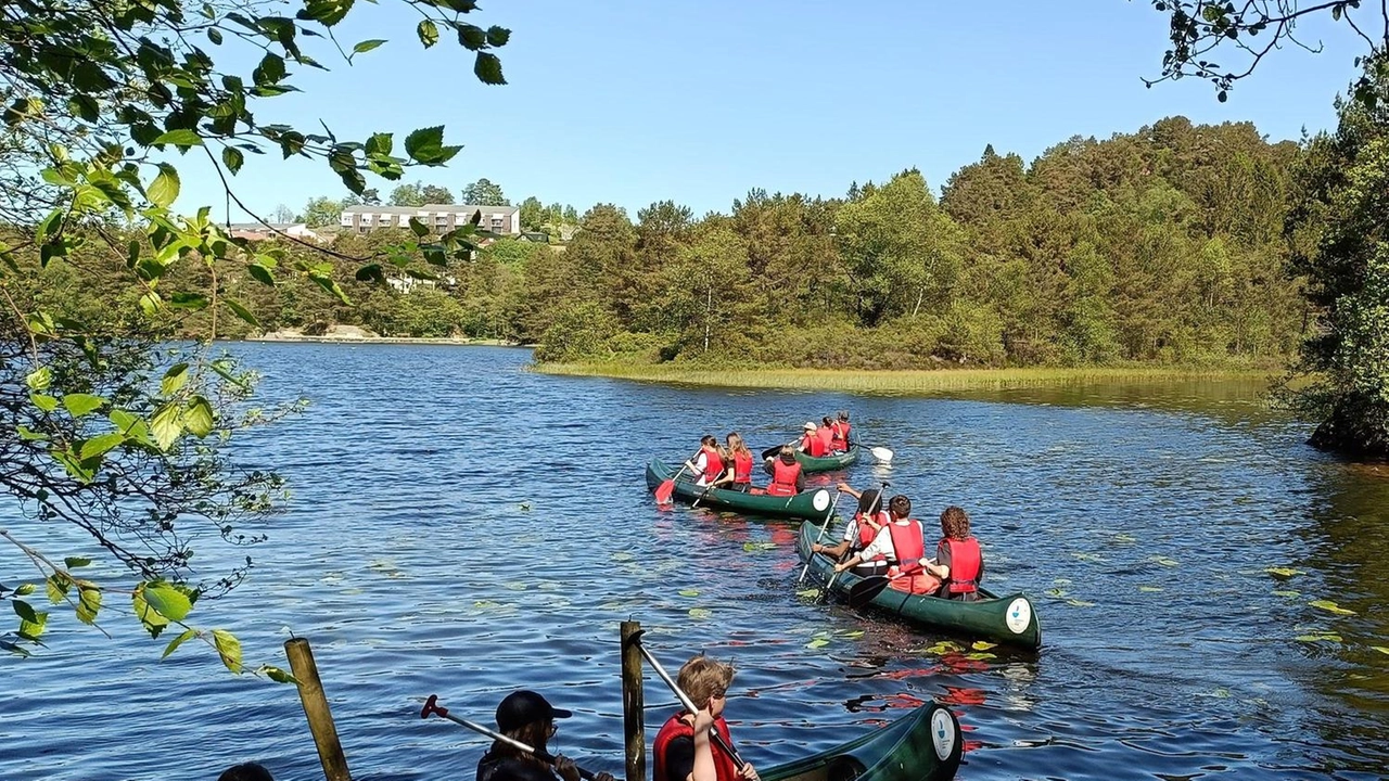 Gli studenti del Sacchetti durante una delle molteplici attività nelle quali sono stati coinvolti durante l’esperienza in Norvegia Gli studenti del Sacchetti durante una delle molteplici attività nelle quali sono stati coinvolti durante l’esperienza in Norvegia