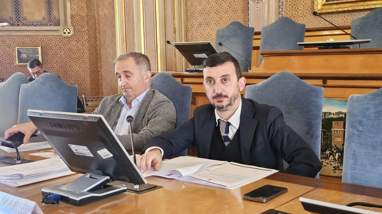La Provincia concede in uso gratuito ad Anci Umbria i locali situati al quinto piano dell’immobile di via Palermo 86/A.... La Provincia concede in uso gratuito ad Anci Umbria i locali situati al quinto piano dell’immobile di via Palermo 86/A....