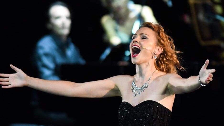 Un concerto che unisce tradizioni musicali italiane e americane con la Camerata diretta da Jonathan Webb e il soprano Rachael Jane Stellacci. Un concerto che unisce tradizioni musicali italiane e americane con la Camerata diretta da Jonathan Webb e il soprano Rachael Jane Stellacci.