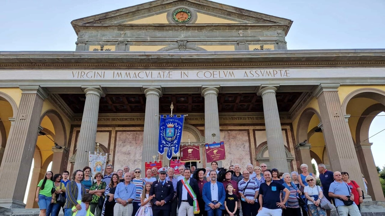 Canoscio, si rinnova la tradizione del pellegrinaggio da Castiglion Fiorentino