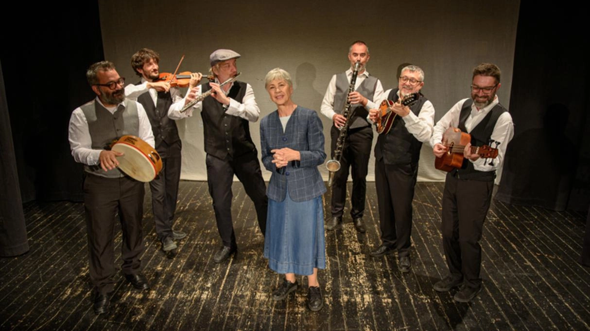 Il Teatro Verdi di Monte San Savino presenta la nuova stagione teatrale 2024/25 con la conferenza stampa aperta al pubblico e momenti musicali in città, culminando con il debutto di "Matteotti (anatomia di un fascismo)" di Stefano Massini. Il Teatro Verdi di Monte San Savino presenta la nuova stagione teatrale 2024/25 con la conferenza stampa aperta al pubblico e momenti musicali in città, culminando con il debutto di "Matteotti (anatomia di un fascismo)" di Stefano Massini.