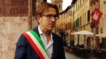Il sindaco di Buonconvento Riccardo Conti annuncia: «. I lavori dureranno 100 giorni. Come amministrazione comunale continueremo a monitorare la situazione» Il sindaco di Buonconvento Riccardo Conti annuncia: «. I lavori dureranno 100 giorni. Come amministrazione comunale continueremo a monitorare la situazione»