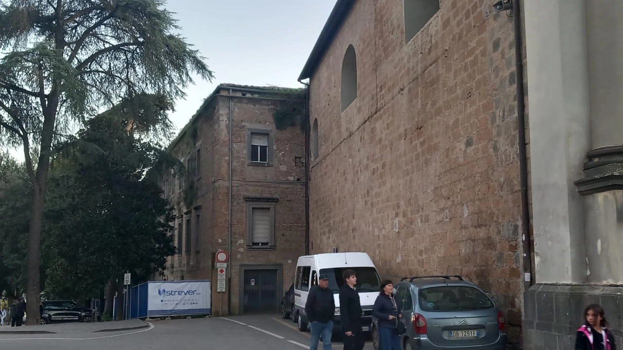 L’area del futuro cantiere L’area del futuro cantiere