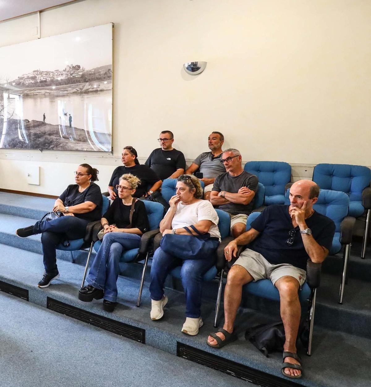 https://www.lanazione.it/image-service/view/acePublic/alias/contentid/NGViY2NjOTAtZjRmZC00/0/crisi-pegaso-il-vertice-in-municipio-sindacati-e-politica-con-i-lavoratori-ogni-azione-per-salvare-lazienda.jpeg?f=1.91:1&w=1200