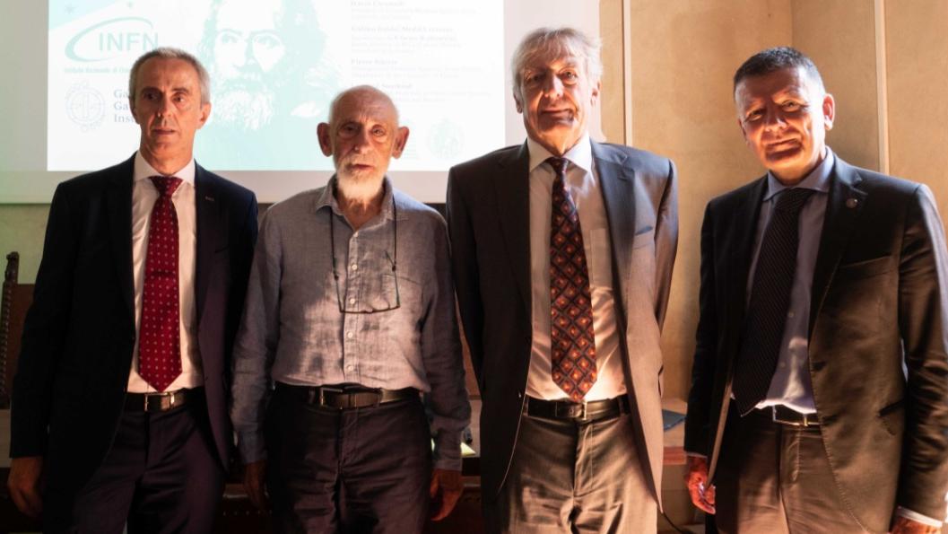 Firenze, Pierre Sikivie e Leonard Susskind ricevono la medaglia Galileo Firenze, Pierre Sikivie e Leonard Susskind ricevono la medaglia Galileo