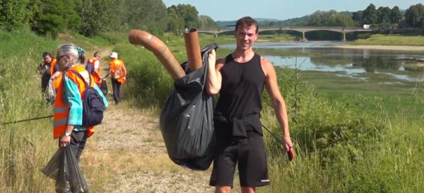 “Camminpulendo nel letto dell’Arno”. Iniziativa ambientale a San Giovanni