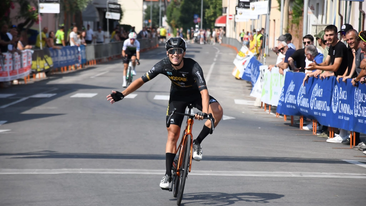 Ciclismo: Regnanti firma la decima vittoria per il Team Hopplà