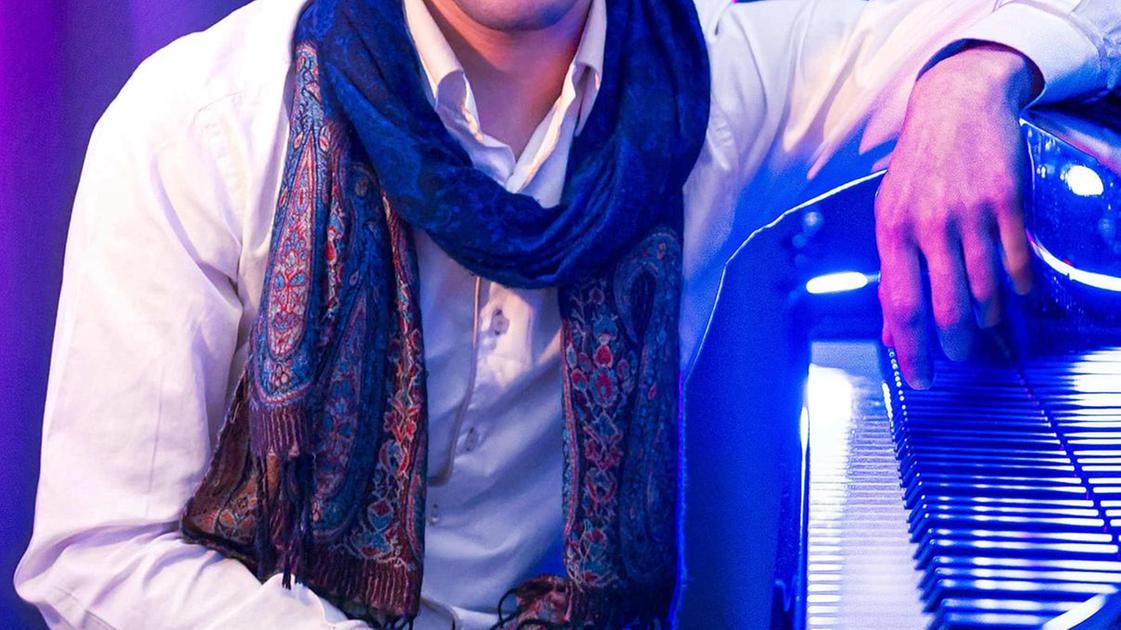 "Suono tra le rovine della guerra". Ahmad, palestinese tra i profughi "Suono tra le rovine della guerra". Ahmad, palestinese tra i profughi