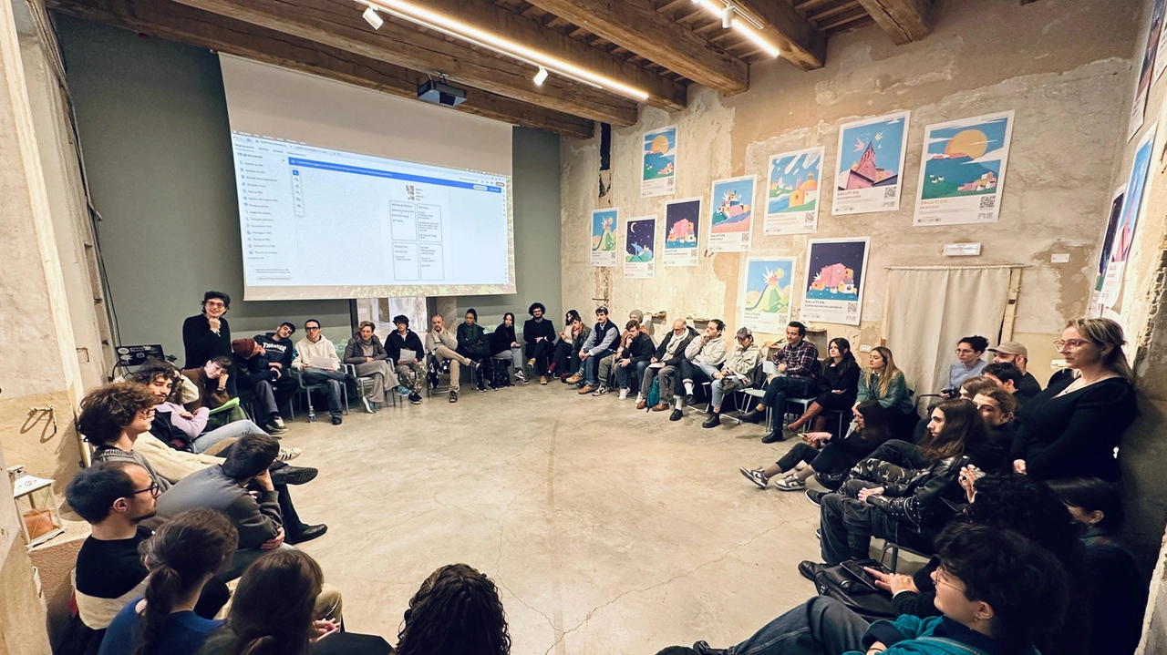 I primi incontri con i giovani che hanno inviato proprie idee di eventi e attività da realizzare in Valtiberina I primi incontri con i giovani che hanno inviato proprie idee di eventi e attività da realizzare in Valtiberina