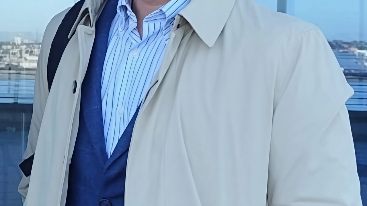 Il medico di famiglia dottor Andrea Aristippo torna ad operare a Lucolena, riaprendo l'ambulatorio una volta alla settimana. Il Comune e la rete medica locale si impegnano per garantire assistenza alla comunità. Il medico di famiglia dottor Andrea Aristippo torna ad operare a Lucolena, riaprendo l'ambulatorio una volta alla settimana. Il Comune e la rete medica locale si impegnano per garantire assistenza alla comunità.