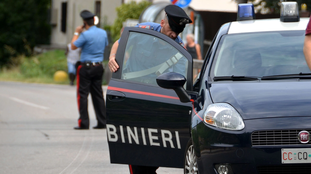 Cadavere di un uomo in avanzato stato di decomposizione trovato nel Quarratino. Sul posto sono intervenuti i carabinieri (foto d’archivio) Cadavere di un uomo in avanzato stato di decomposizione trovato nel Quarratino. Sul posto sono intervenuti i carabinieri (foto d’archivio)
