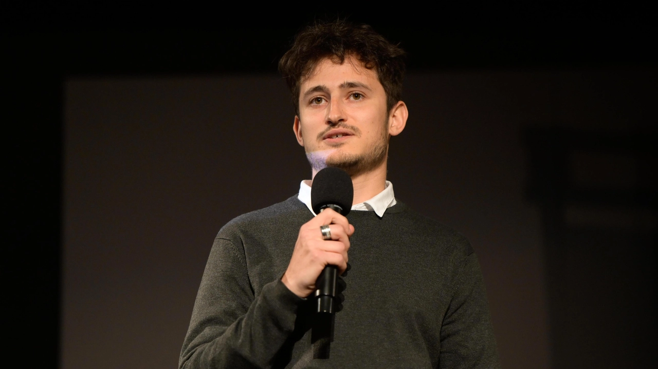 Anche David Biagiotti (nella foto) lascia il suo posto da consigliere comunale di Impruneta Futura. Era l’unico rimasto dei tre... Anche David Biagiotti (nella foto) lascia il suo posto da consigliere comunale di Impruneta Futura. Era l’unico rimasto dei tre...