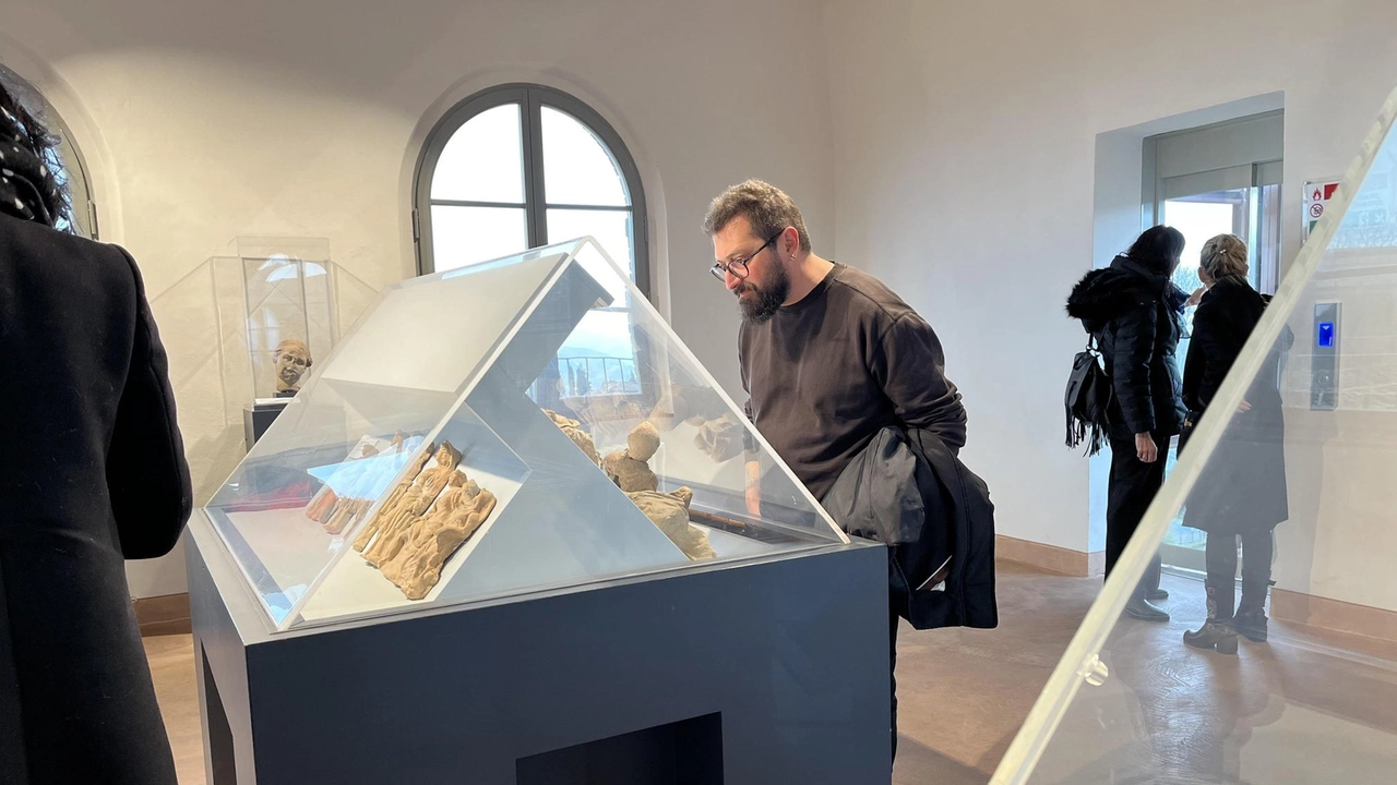 Gabriele Lazzeri ha scoperto il destino della scultura dedicata al celebre professore Gabriele Lazzeri ha scoperto il destino della scultura dedicata al celebre professore