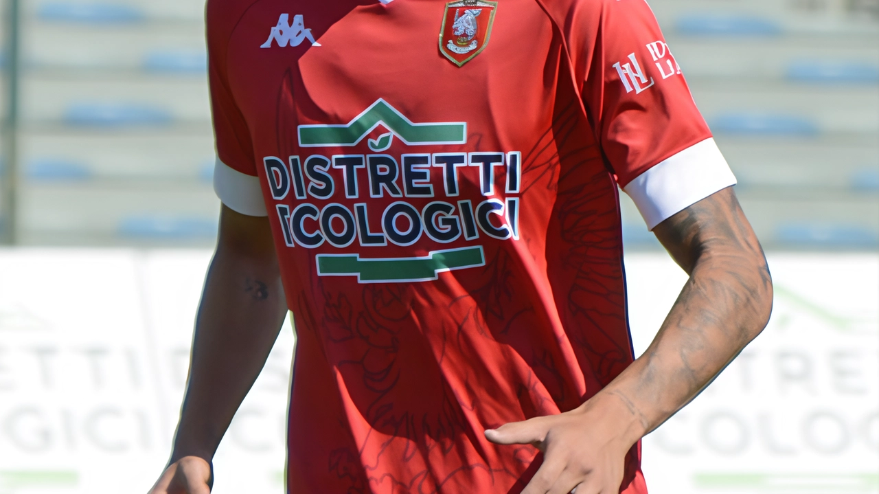 Il Grosseto lotta ma cede all'Ostiamare per 1-0, con Camilli che segna il gol decisivo nel primo tempo.