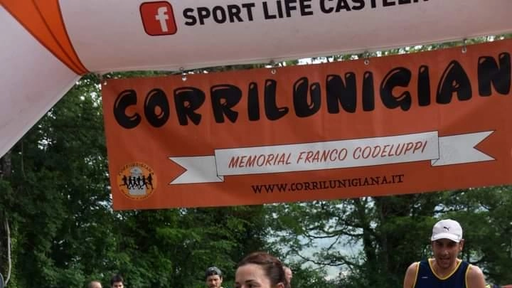 Trenino biancoverde per il Parco Alpi Apuane nella prima edizione della “Corri con Luca“, gara di 9 km. organizzata all’interno... Trenino biancoverde per il Parco Alpi Apuane nella prima edizione della “Corri con Luca“, gara di 9 km. organizzata all’interno...