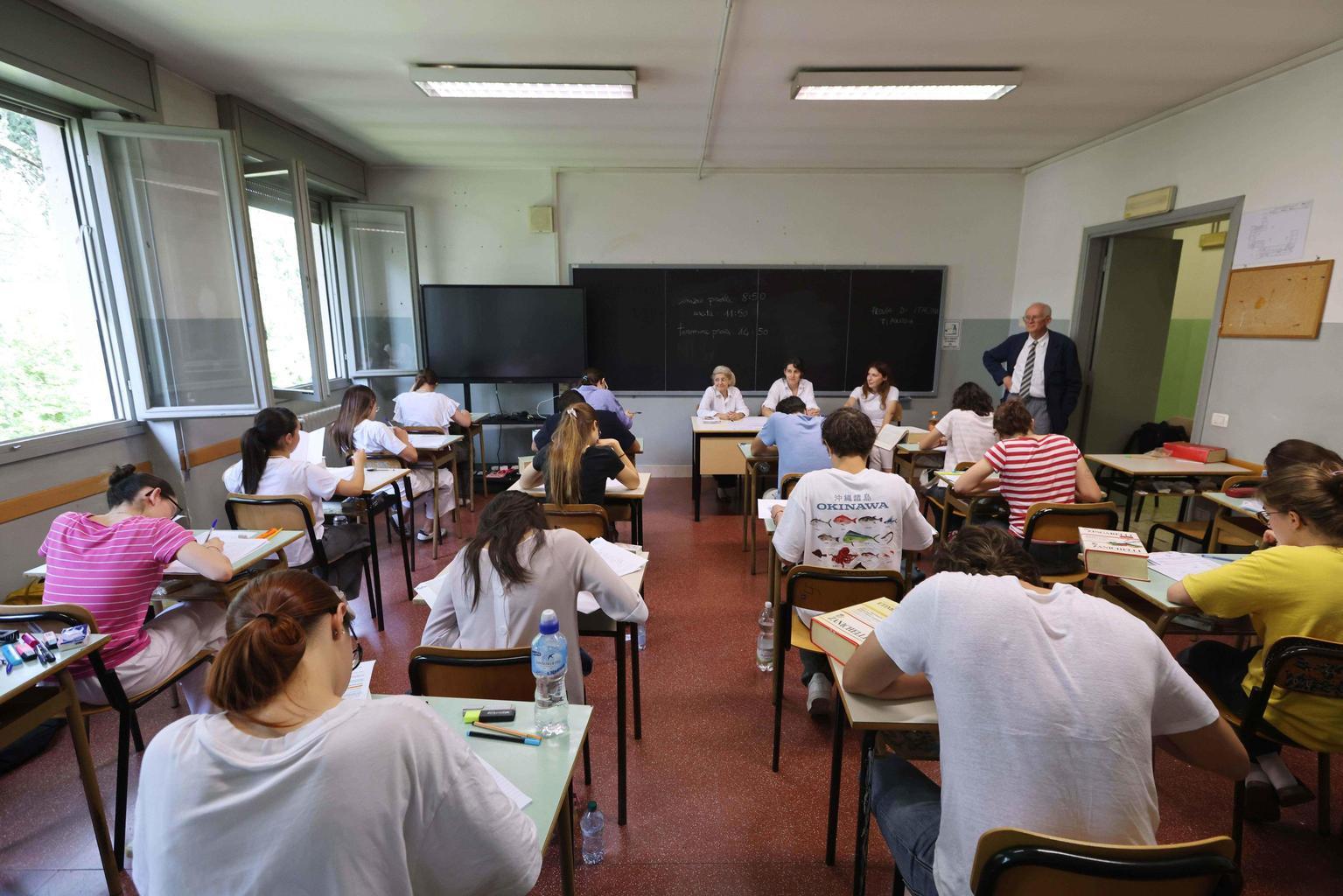 https://www.lanazione.it/image-service/view/acePublic/alias/contentid/NGZjYjY3MGItNGMzZS00/0/maturita-social-new-deal-pasolini-il-gattopardo-borsellino.jpeg