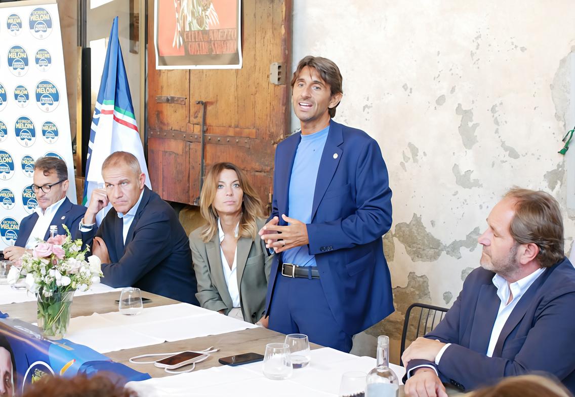 Donzelli apre la caccia ai voti. Affondo di Veneri sulla sanità: "Condizioni da terzo mondo" Donzelli apre la caccia ai voti. Affondo di Veneri sulla sanità: "Condizioni da terzo mondo"