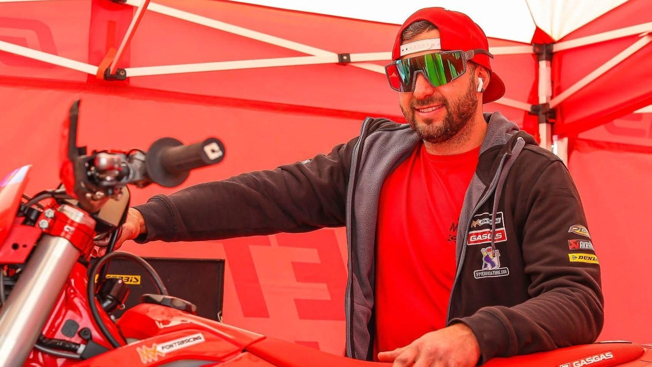 Gianluca Martini trionfa a Massa Marittima: doppietta negli Assoluti d’Italia di Enduro