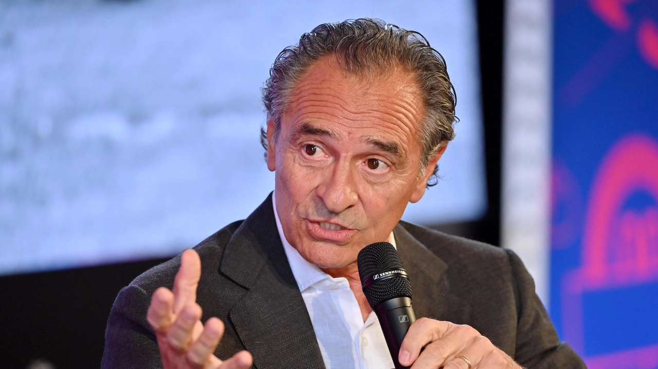 Bocciata l’azione di una quarantina di residenti contro l’intervento autorizzato dalla Soprintendenza. Le motivazioni: "Nessun disturbo dai mezzi pesanti, che lì non possono transitare. E il muro non è in pericolo". Bocciata l’azione di una quarantina di residenti contro l’intervento autorizzato dalla Soprintendenza. Le motivazioni: "Nessun disturbo dai mezzi pesanti, che lì non possono transitare. E il muro non è in pericolo".