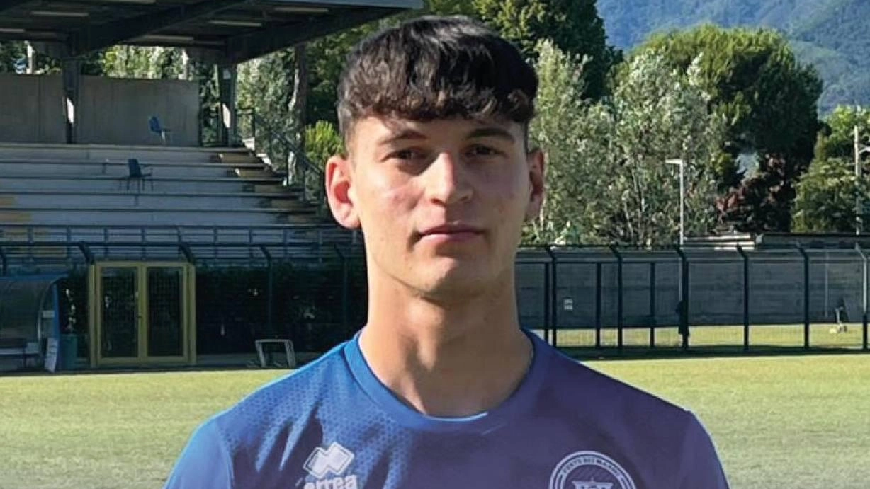 Gabriele Sapienza (ex Viareggio) è ora del Forte dei Marmi Gabriele Sapienza (ex Viareggio) è ora del Forte dei Marmi