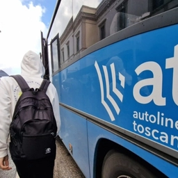Autolinee Toscane, occhio alle truffe: abbonamenti falsi promossi sui social