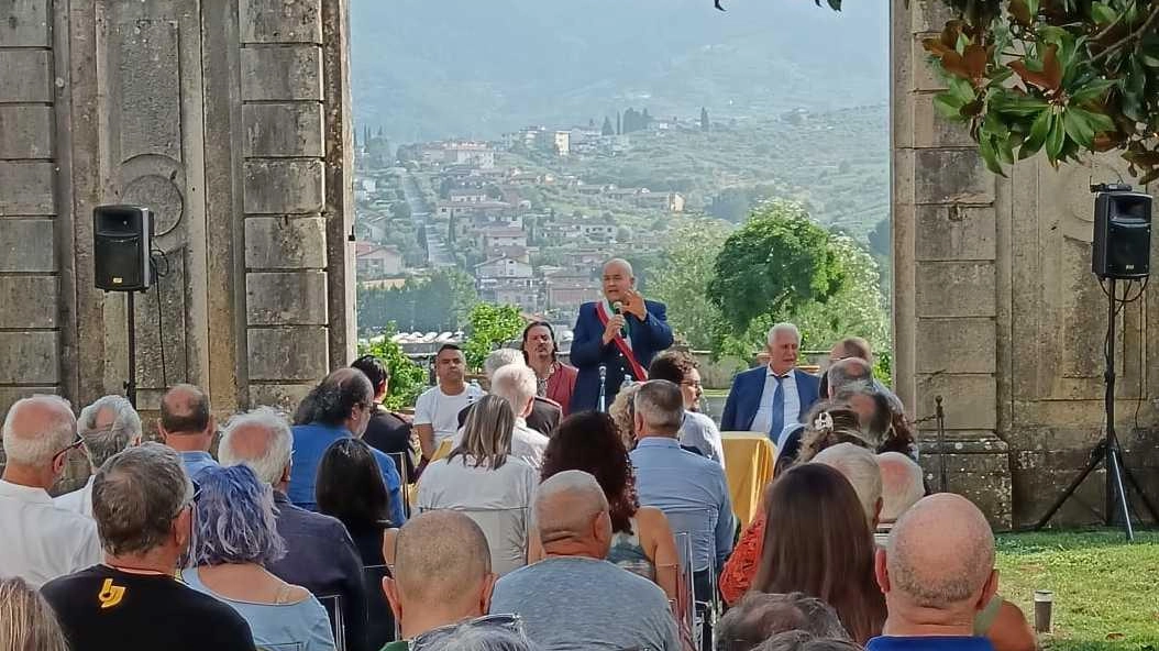 Il momento dell’inaugurazione,. avvenuta nel pomeriggio di sabato 14 giugno alla presenza del sindaco Gabriele Romiti e del presidente della Regione Toscana, Eugenio Giani. Tante le persone che hanno partecipato Il momento dell’inaugurazione,. avvenuta nel pomeriggio di sabato 14 giugno alla presenza del sindaco Gabriele Romiti e del presidente della Regione Toscana, Eugenio Giani. Tante le persone che hanno partecipato