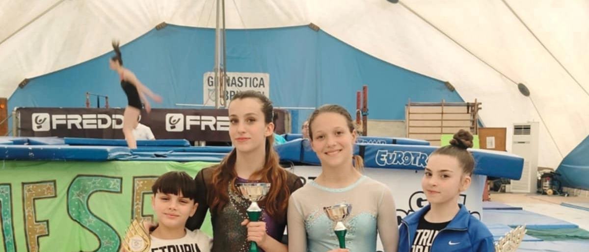 Trampolino elastico, poker di medaglie per l'Etruria a Brindisi