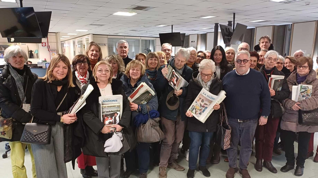 Graditissima visita, ieri mattina in redazione, di un nutrito gruppo di soci dell’Associazione culturale Akropolis di Firenze, che sono rimasti... Graditissima visita, ieri mattina in redazione, di un nutrito gruppo di soci dell’Associazione culturale Akropolis di Firenze, che sono rimasti...