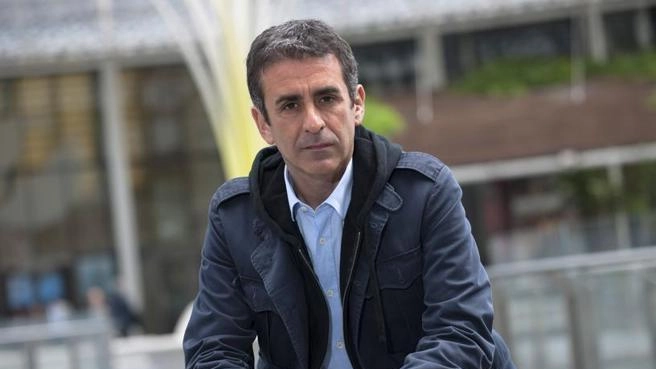 Lo spettacolo del giornalista sabato alle 21.15 su cronaca giudiziaria e il suo impatto mediatico . Lo spettacolo del giornalista sabato alle 21.15 su cronaca giudiziaria e il suo impatto mediatico .