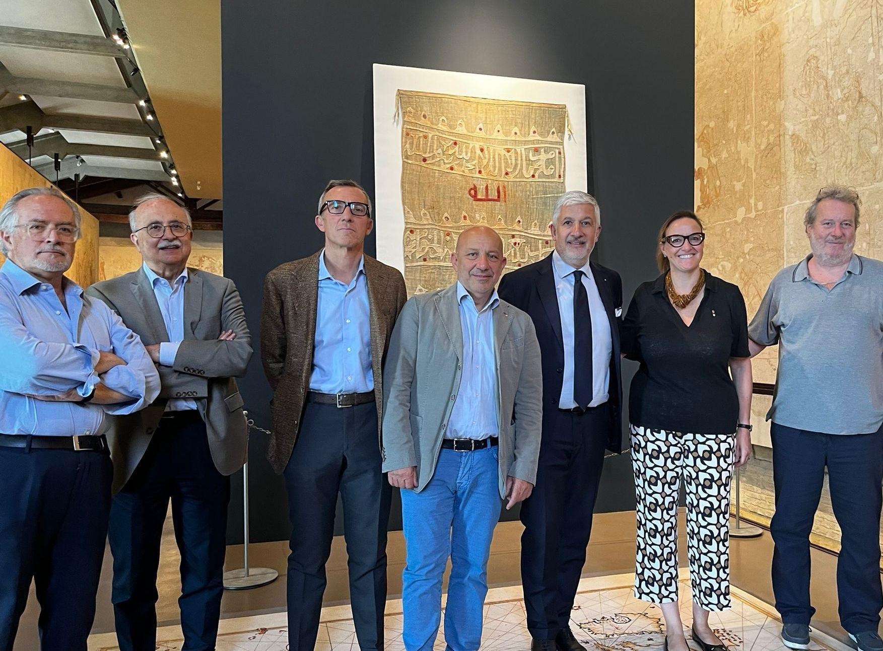l8217islam incontra pisa una mostra oltre i conflitti l8217arte batte la guerra