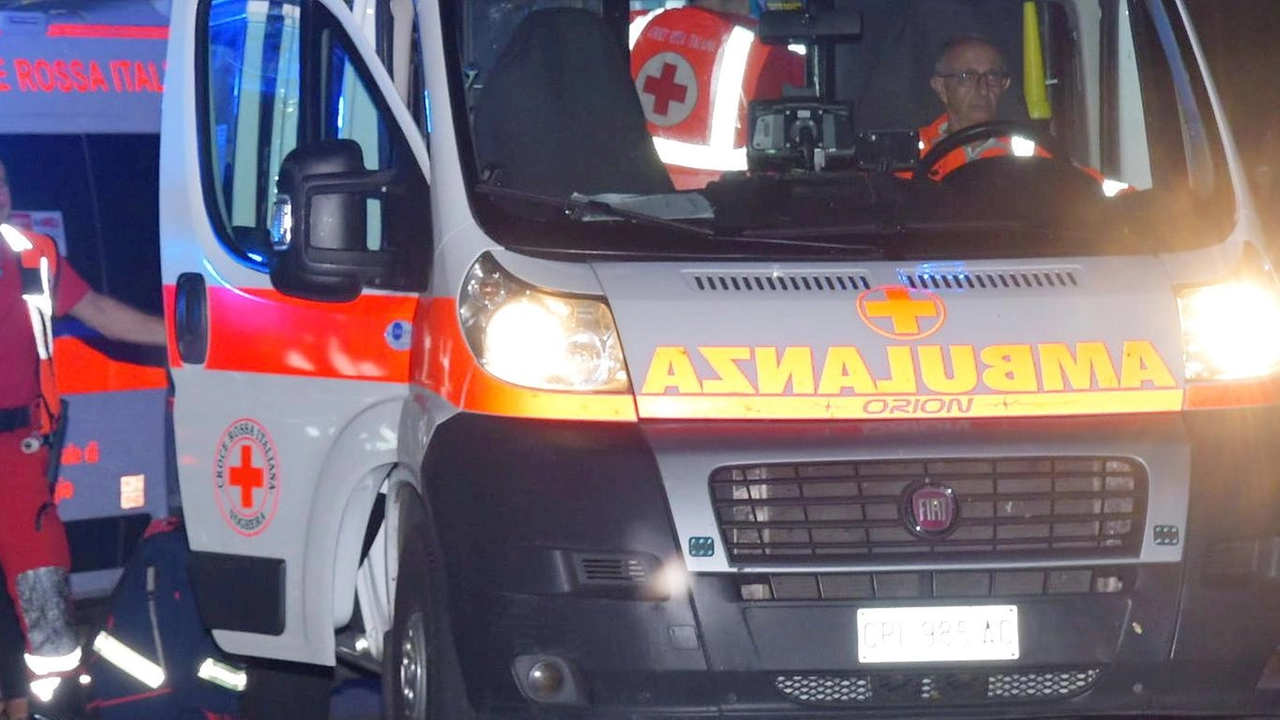 Una guardia giurata si è tolta la vita sparandosi un colpo di arma da fuoco all’ingresso della sede Inps di... Una guardia giurata si è tolta la vita sparandosi un colpo di arma da fuoco all’ingresso della sede Inps di...
