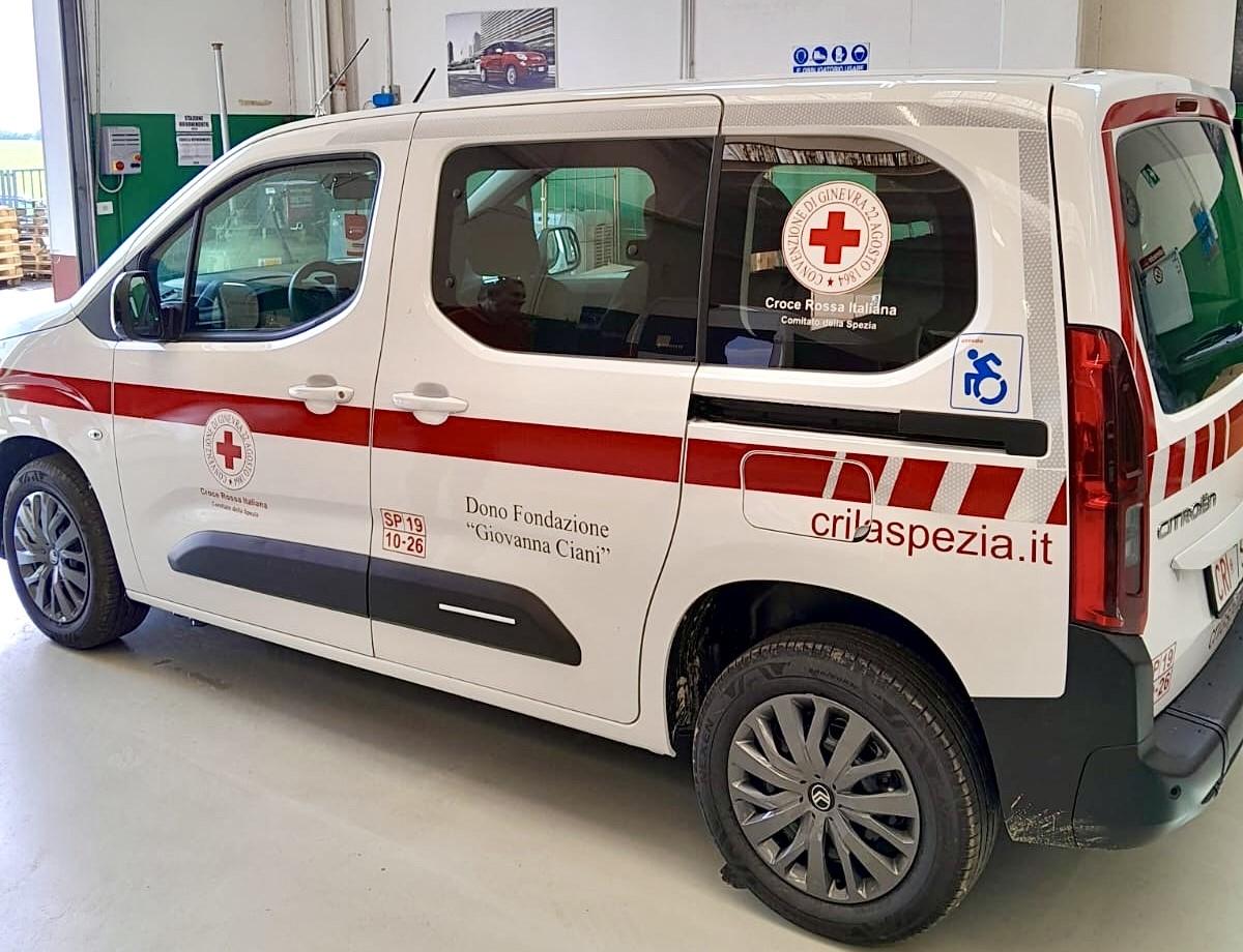 un nuovo pulmino per la croce rossa nel ricordo di giovanna