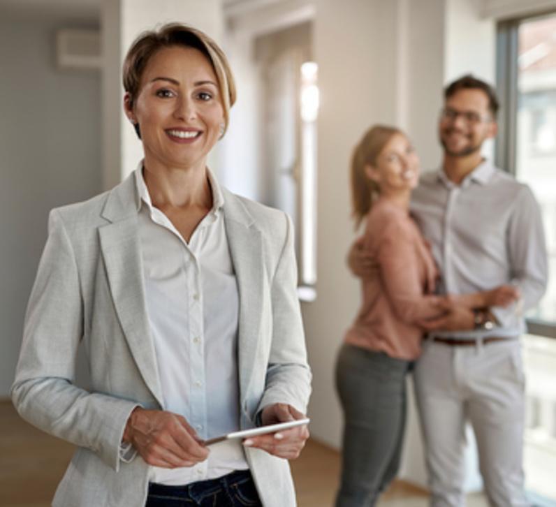 https://www.lanazione.it/image-service/view/acePublic/alias/contentid/NTE0NDBjYTQtMmRkOS00/0/carriera-nellimmobiliare-crescono-gli-iscritti-a-fimaa.jpeg