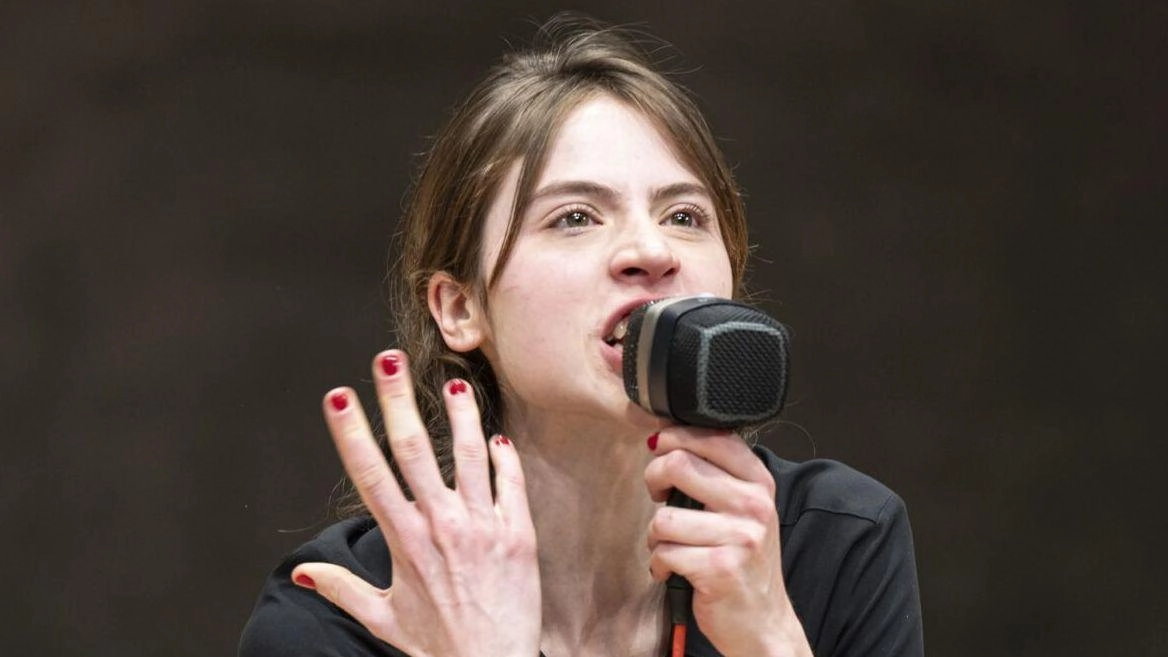 Un momento dello spettacolo in scena stasera al teatro del Funaro