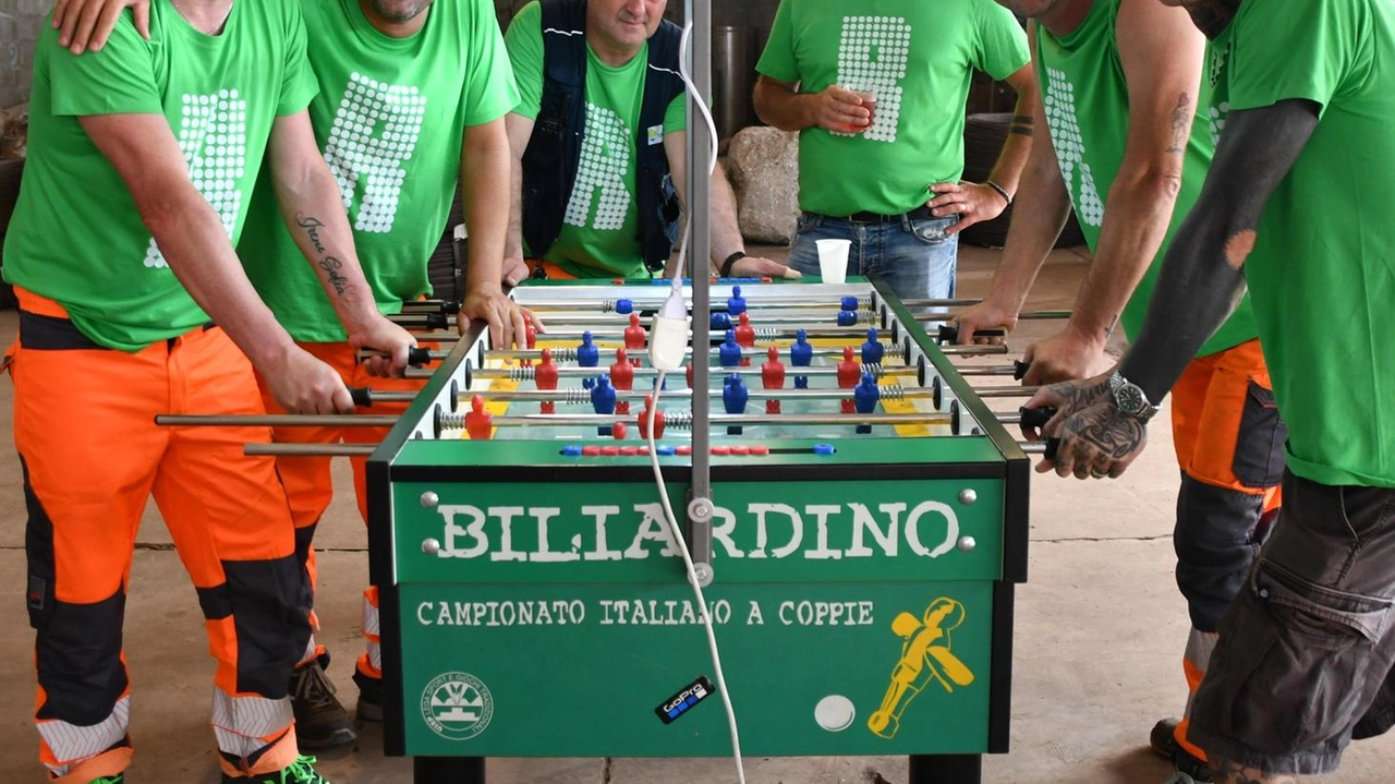 Successo della kermesse che vede protagonisti una cinquantina di artisti. Un modo alternativo per riflettere sul mondo del riciclo e sulla vita. Successo della kermesse che vede protagonisti una cinquantina di artisti. Un modo alternativo per riflettere sul mondo del riciclo e sulla vita.
